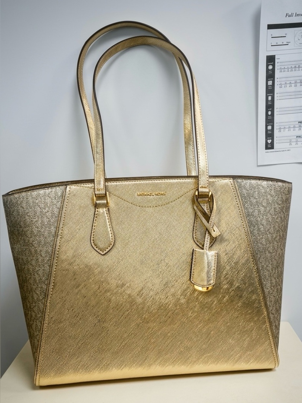 WT ✨ Michael Kors Taryn Large Top Zip Tote in Metallic Gold 💫